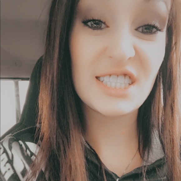 Chey’s Style - Picture 2 of 3